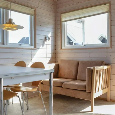 4 Star In * Thyborøn