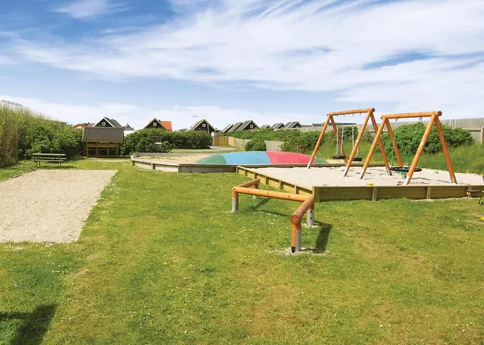 4 Star In * Thyborøn